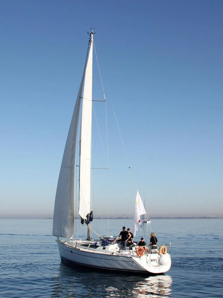 Sun Odyssey 40 (Moulin Rouge)  - 8