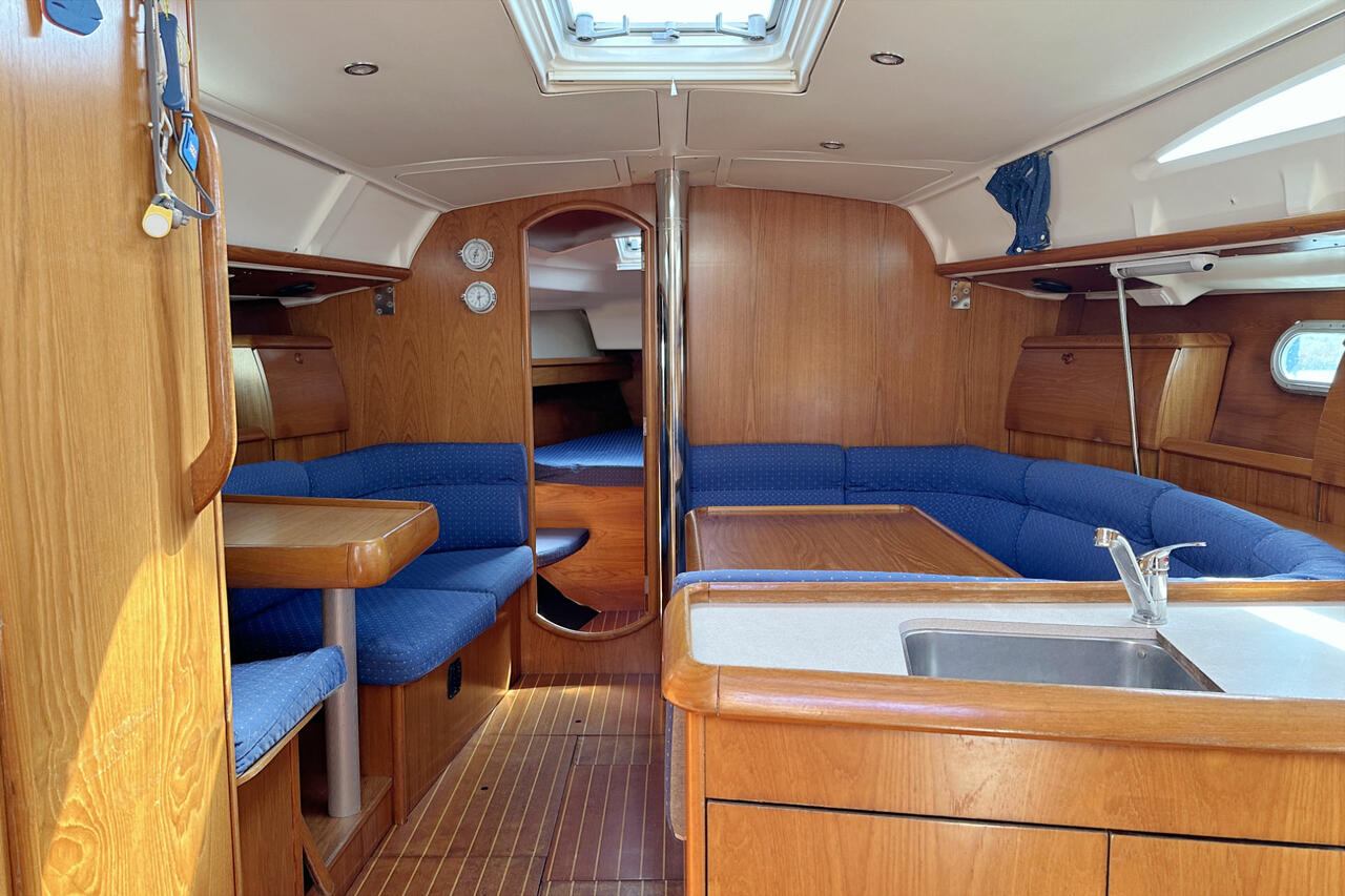 Photo #13 - Sun Odyssey 40 (Moulin Rouge) in Barth - 39548