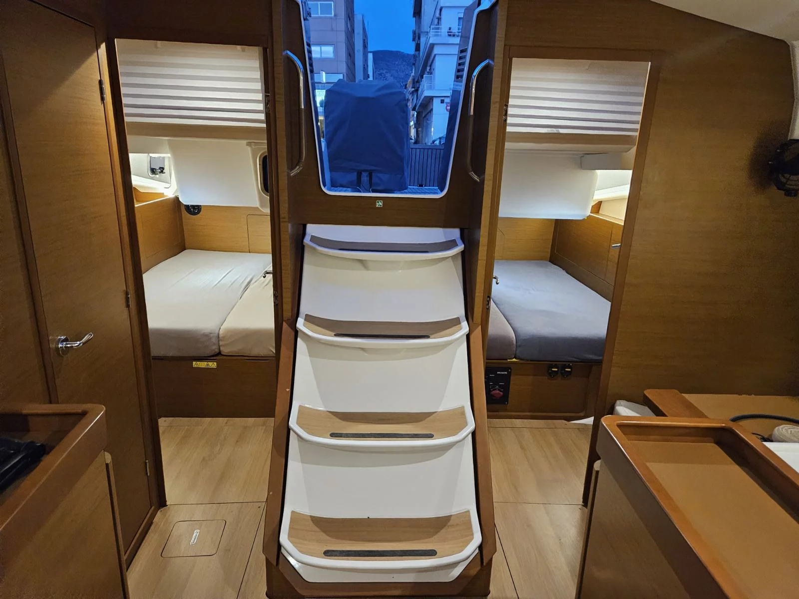Sun Odyssey 440 (Virginia)  - 4