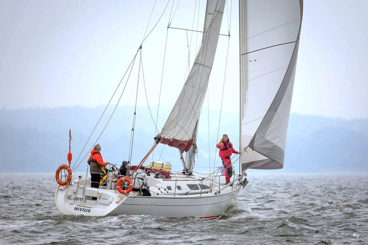 Sun Fast 37 (Nivius)  - 3
