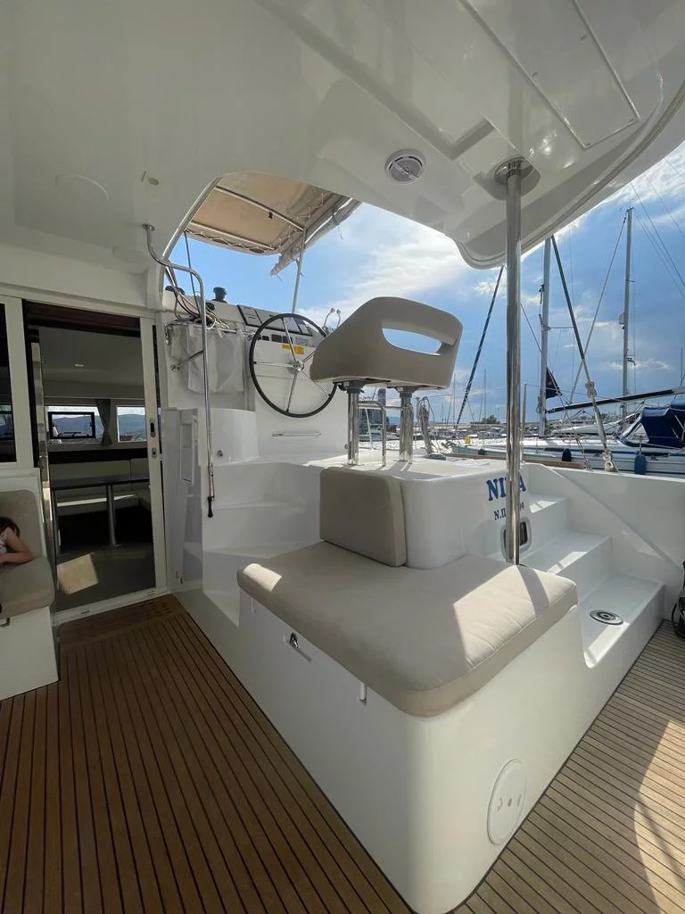Lagoon 40 - 4 + 2 cab (Nina)  - 3