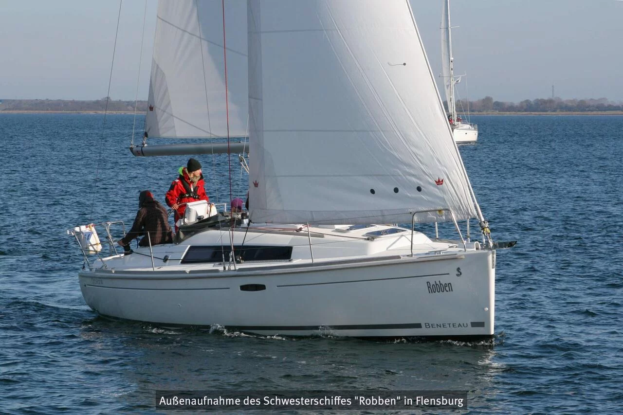 Oceanis 31 (Little Jo)  - 6