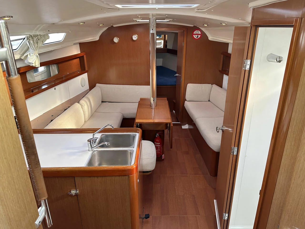 Oceanis 37 (Summertime)  - 10