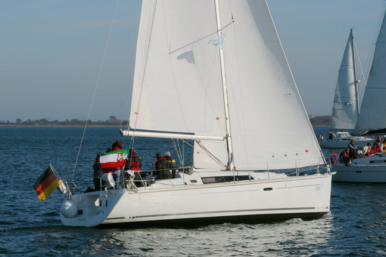 Photo #7 - Oceanis 37 (Hornet) in Heiligenhafen - 39578