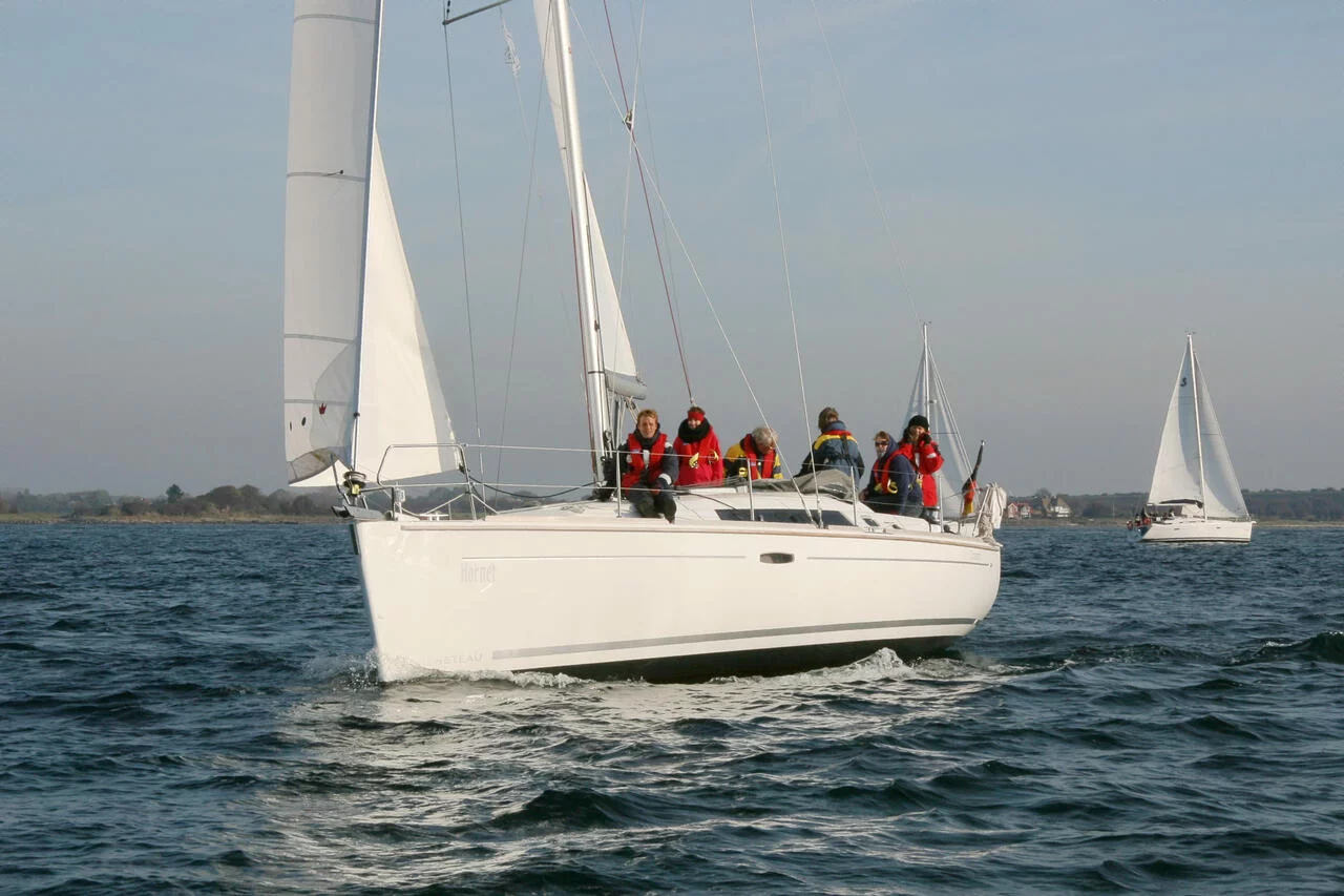Oceanis 37 (Hornet)  - 9