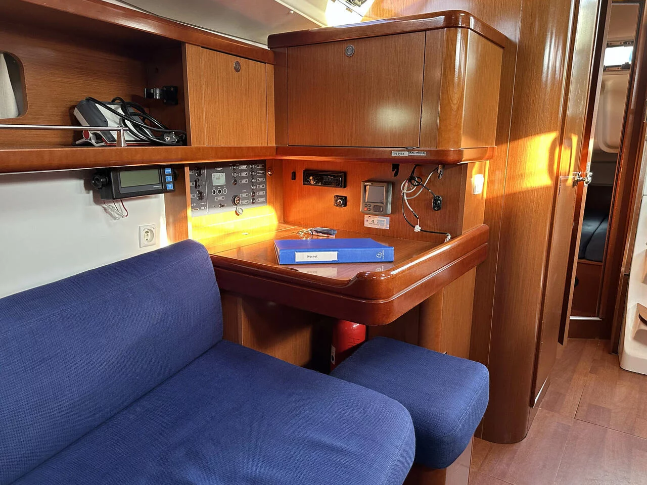 Oceanis 37 (Hornet)  - 13