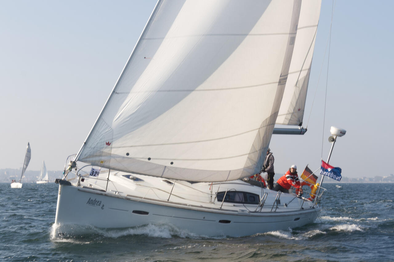 Photo #1 - Oceanis 43 (Andrea) in Heiligenhafen - 39579