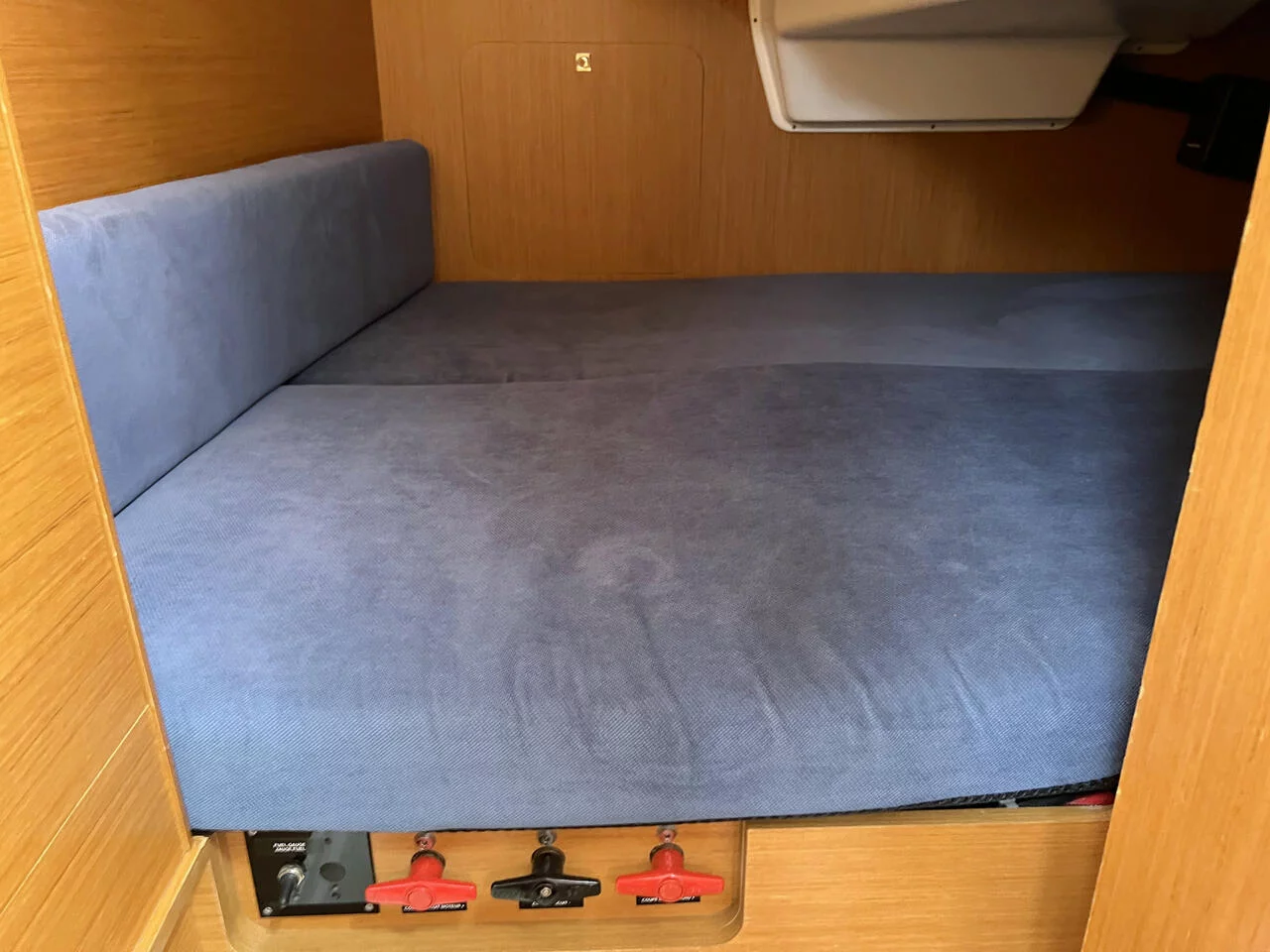 Sun Odyssey 30i (Lightning)  - 17