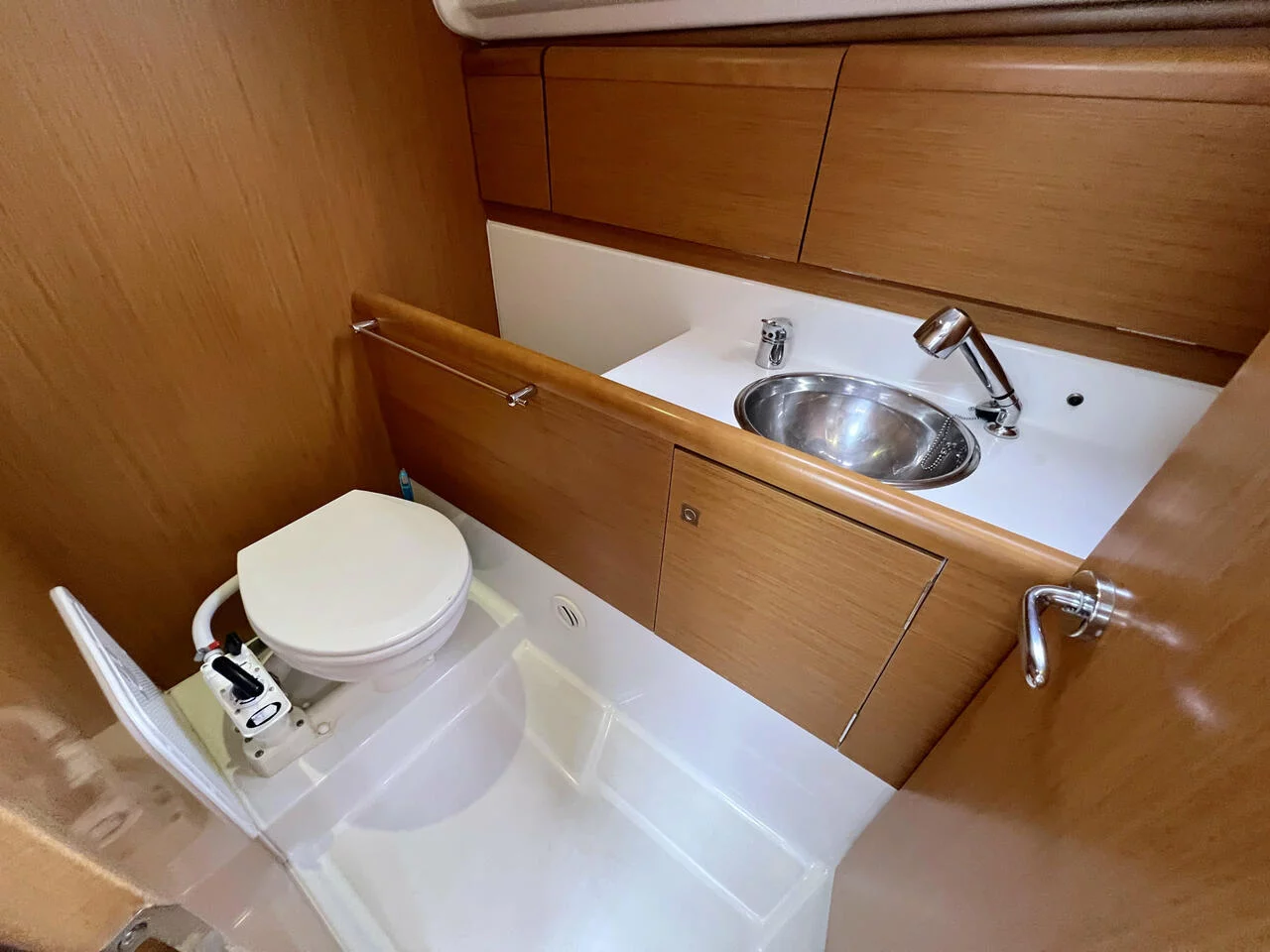 Sun Odyssey 30i (Lightning)  - 18