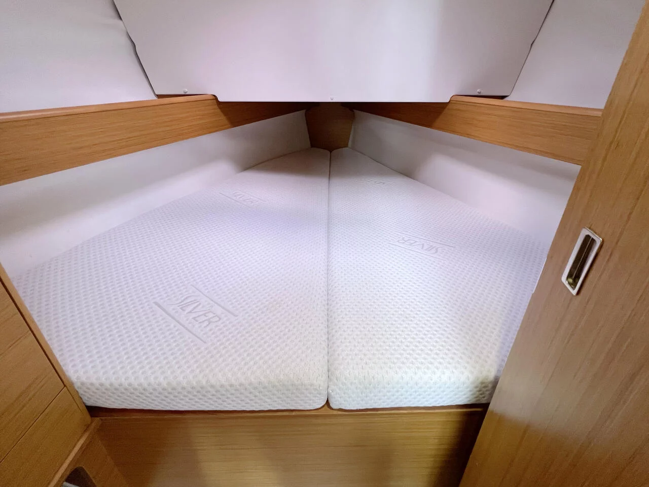 Sun Odyssey 30i (Thunder)  - 12