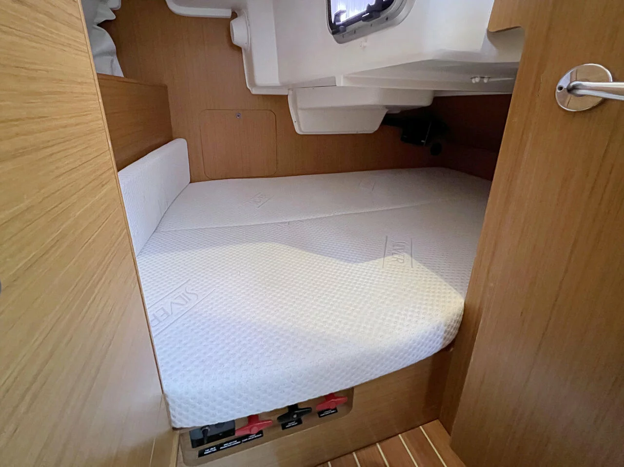 Sun Odyssey 30i (Thunder)  - 13