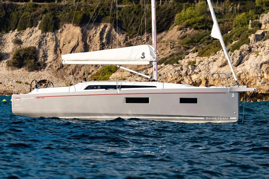 Oceanis 34.1 - 3 cab. (VRUBEL)  - 0