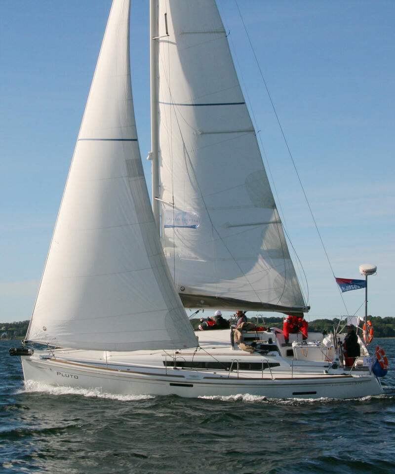 Photo #3 - Sun Odyssey 379 (Pluto) in Flensburg - 39592