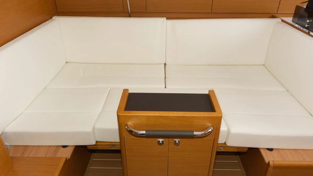 Sun Odyssey 409 (Rocky)  - 13