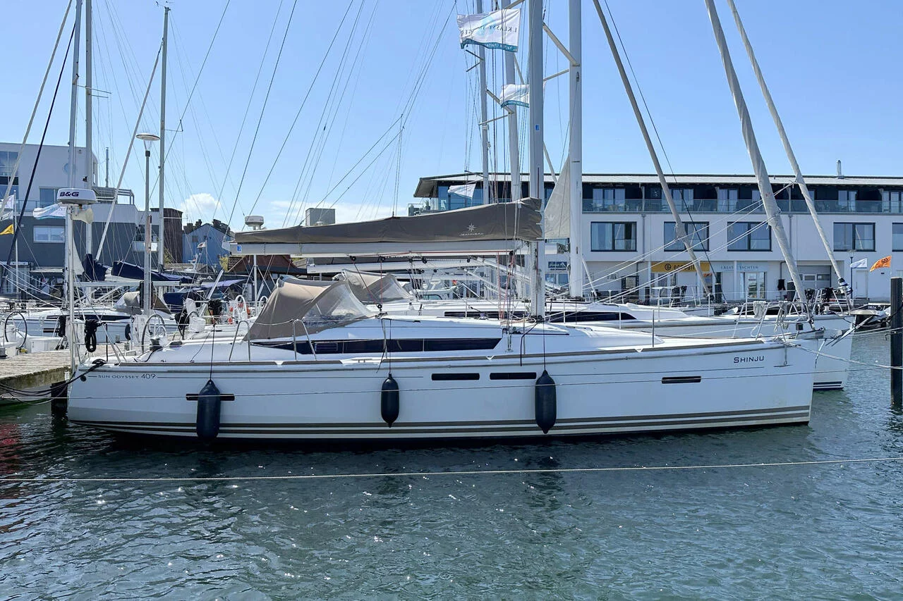 Sun Odyssey 409 (Shinju)  - 3