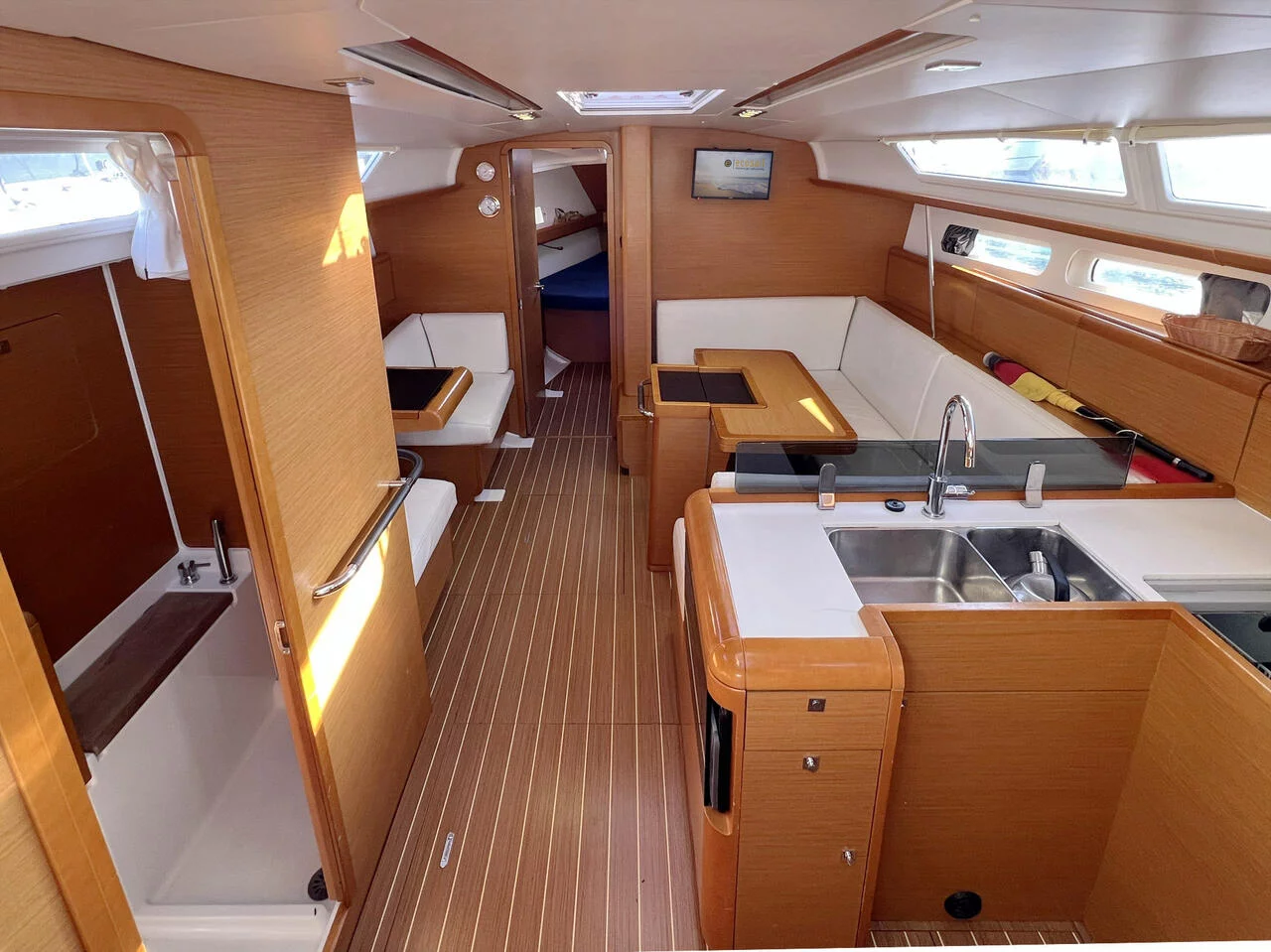 Sun Odyssey 409 (Shinju)  - 11