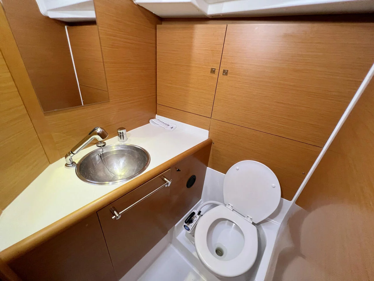 Sun Odyssey 409 (Shinju)  - 19