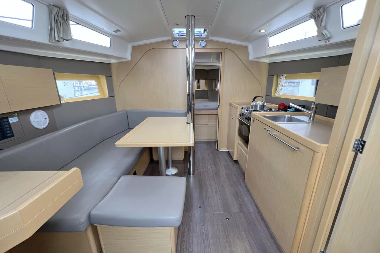 Oceanis 38 - 3 cab. (Ulysses)  - 11
