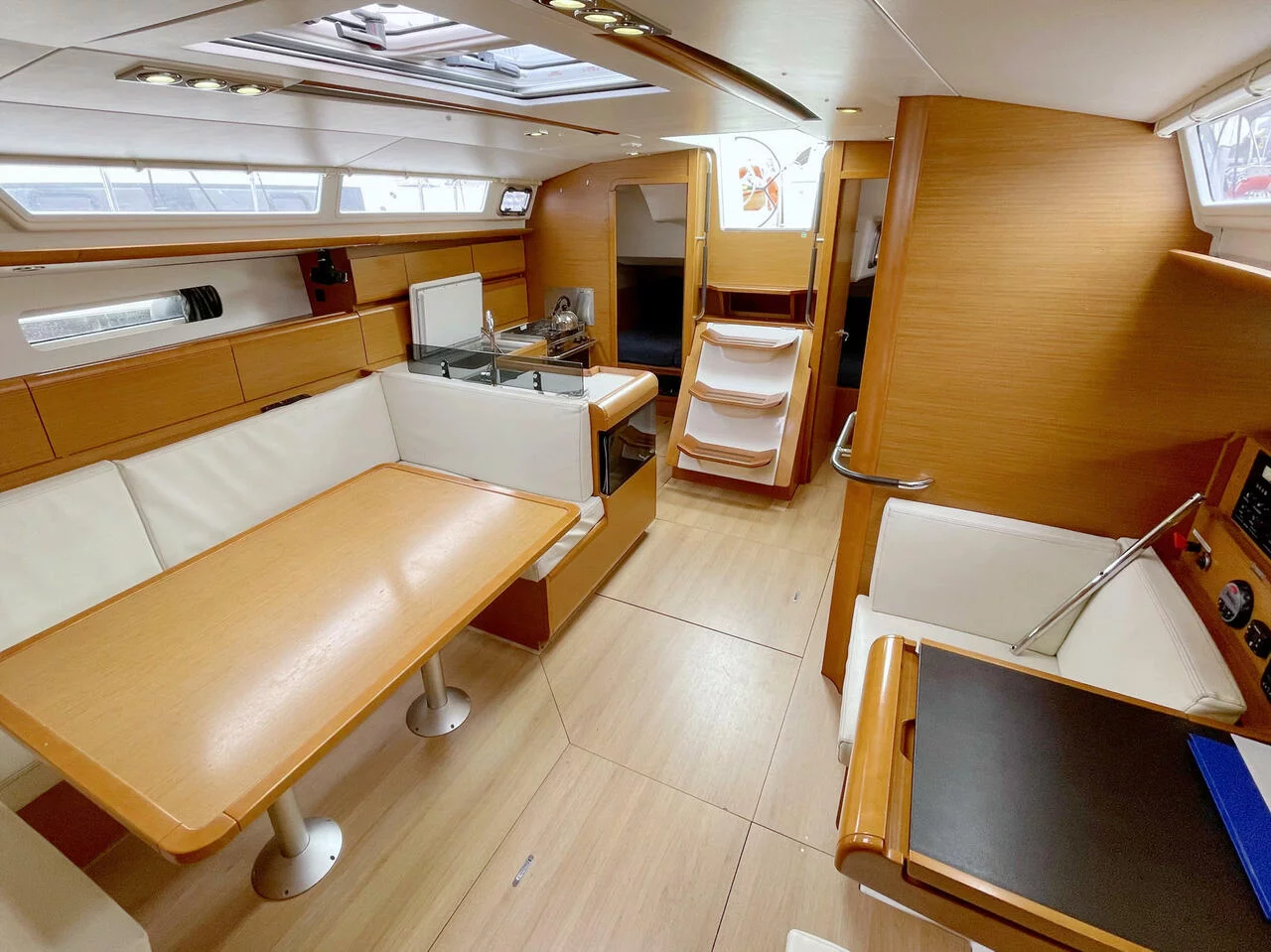 Sun Odyssey 439 (Bruce)  - 10