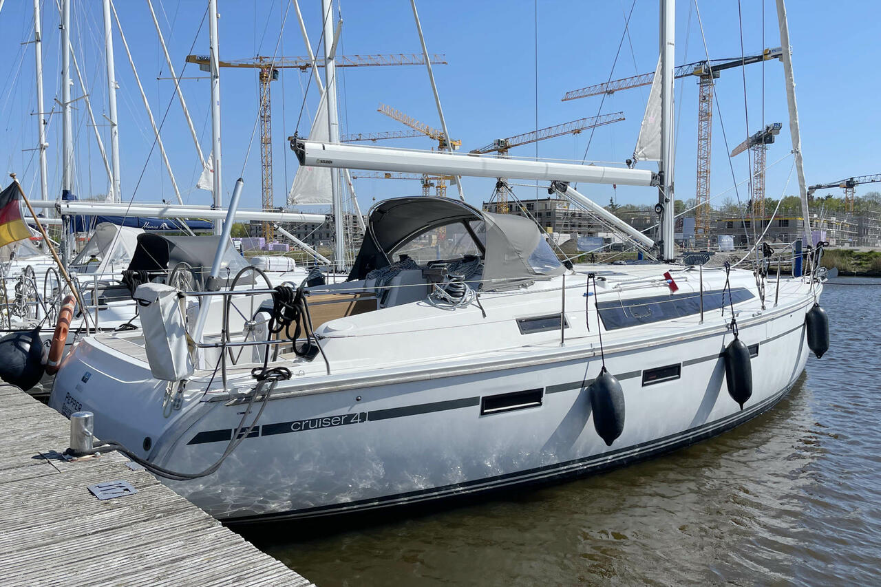 Photo #1 - Bavaria Cruiser 41 - 3 cab. (Pepper) in Barth - 39609