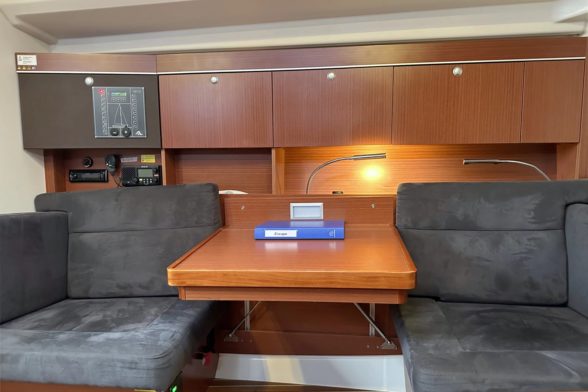 Hanse 415 (Escape)  - 12