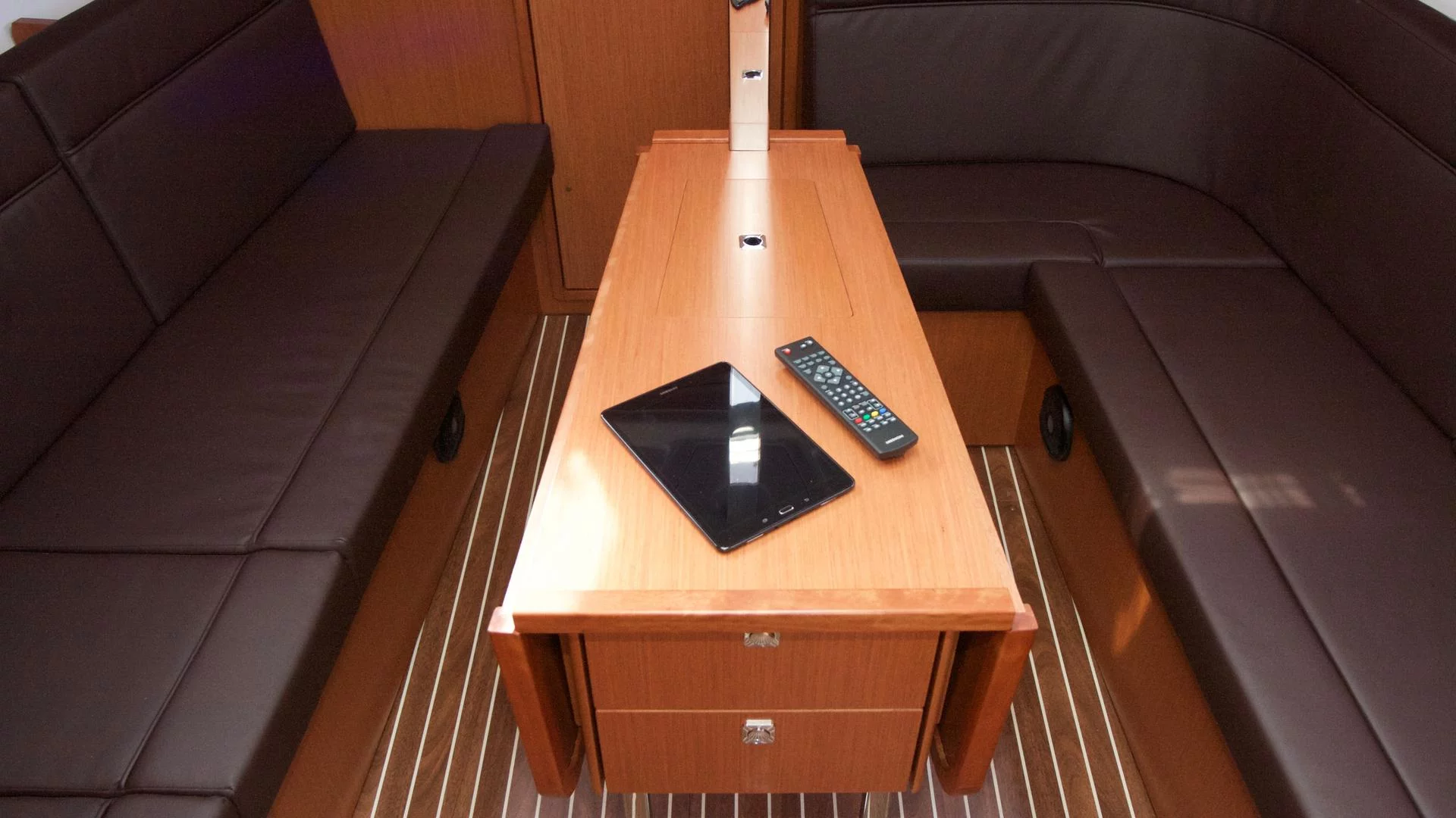 Bavaria Cruiser 34 (Larabay)  - 13