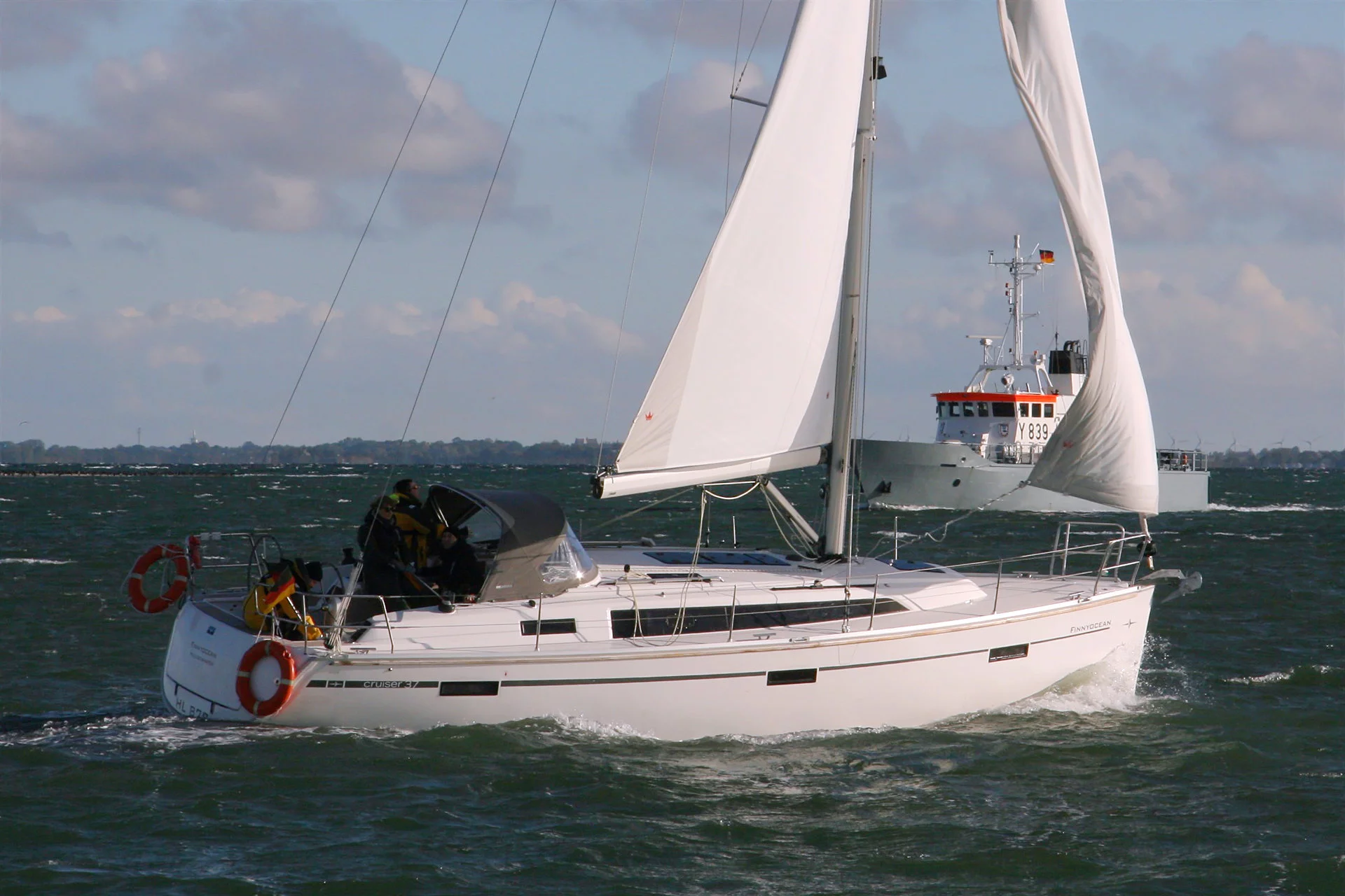 Bavaria Cruiser 37 - 3 cab. (Finny Ocean)  - 2