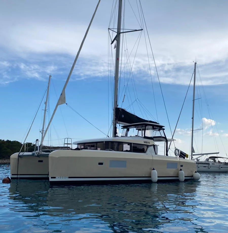 Lagoon 42 - 4 + 2 cab. (Bolubo)  - 2