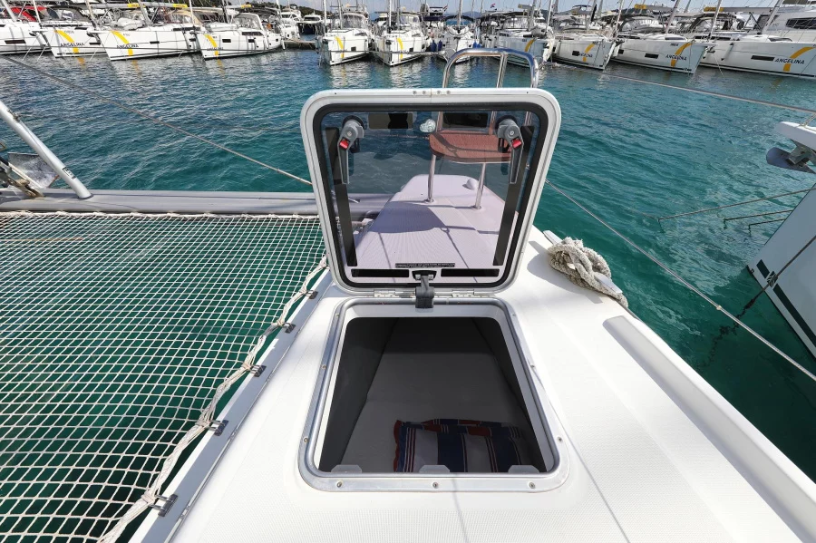 Lagoon 42 - 4 + 2 cab. (Bolubo)  - 48