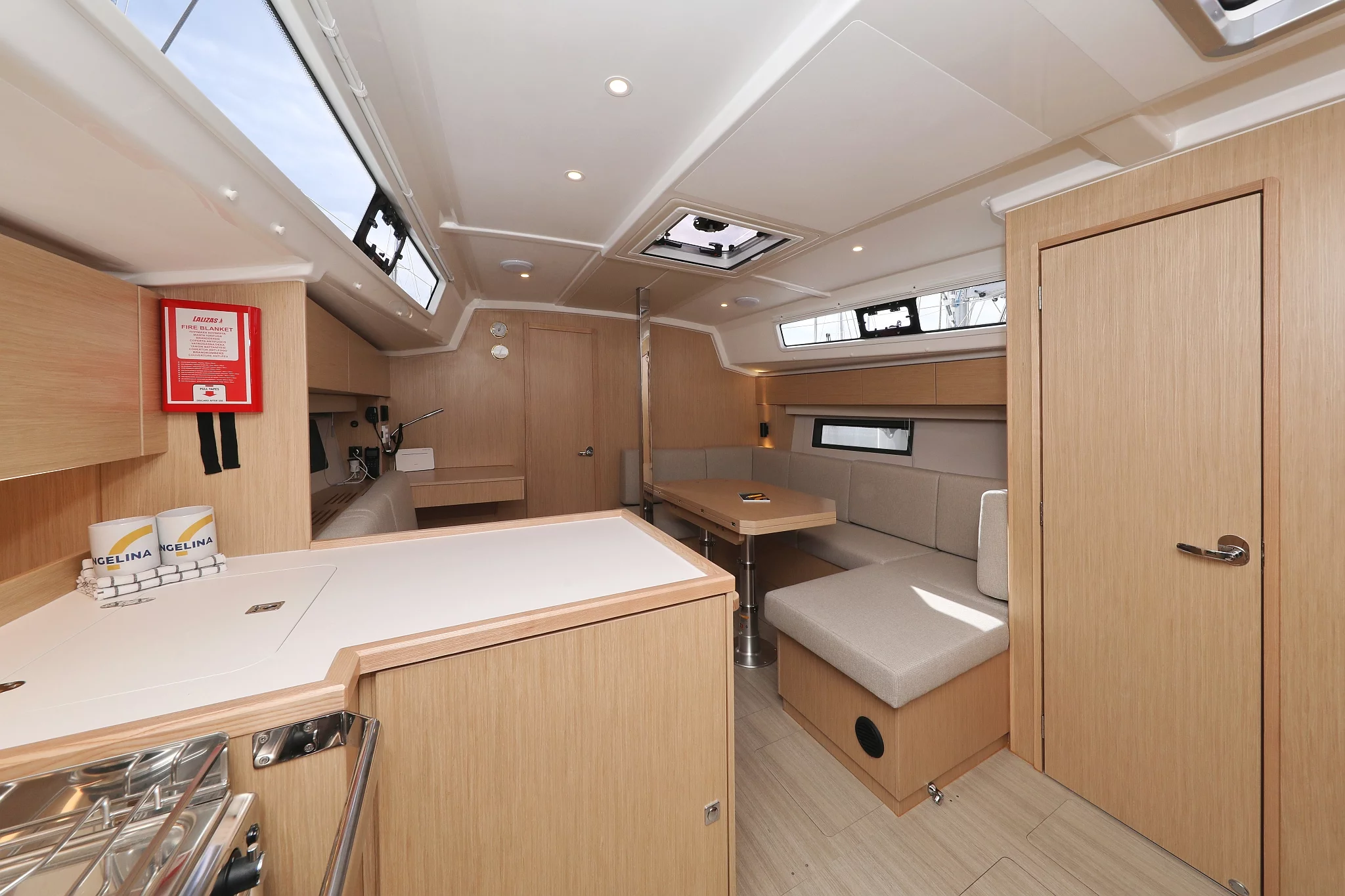 Bavaria C42 (Levente)  - 13