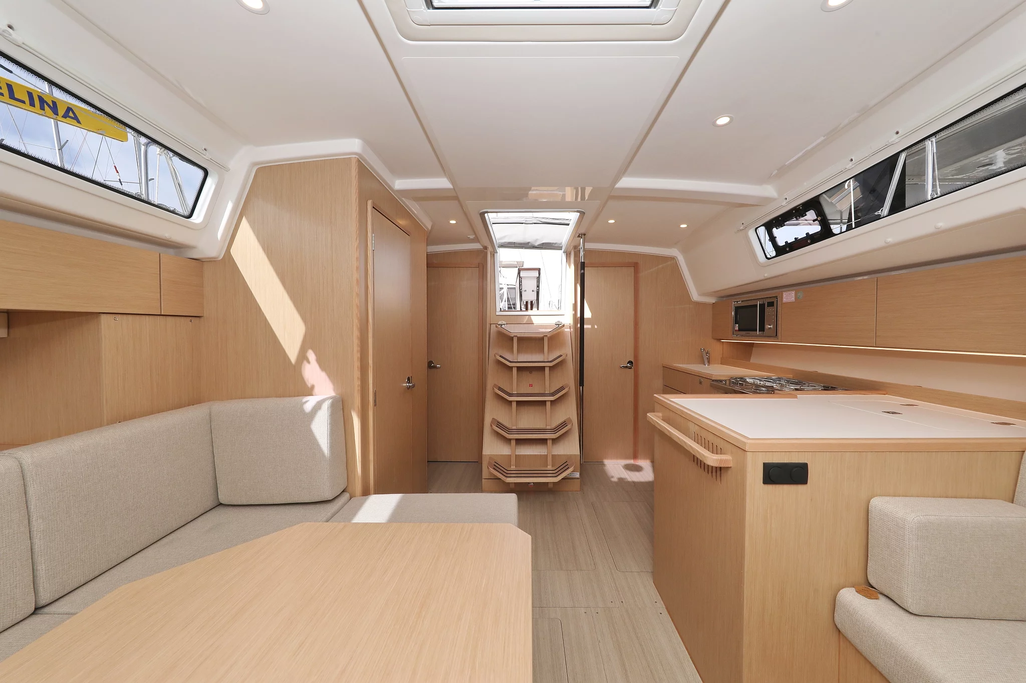 Bavaria C42 (Levente)  - 18