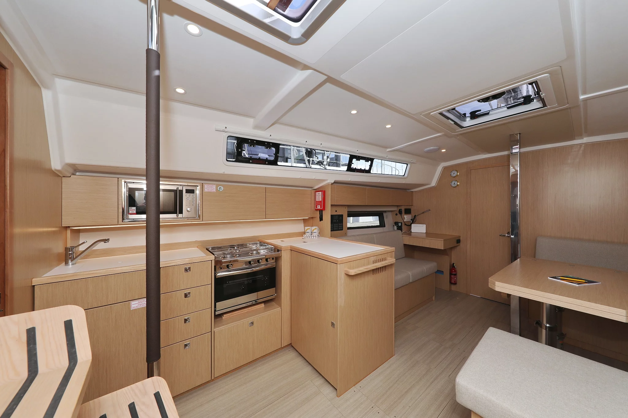 Bavaria C42 (Levente)  - 20