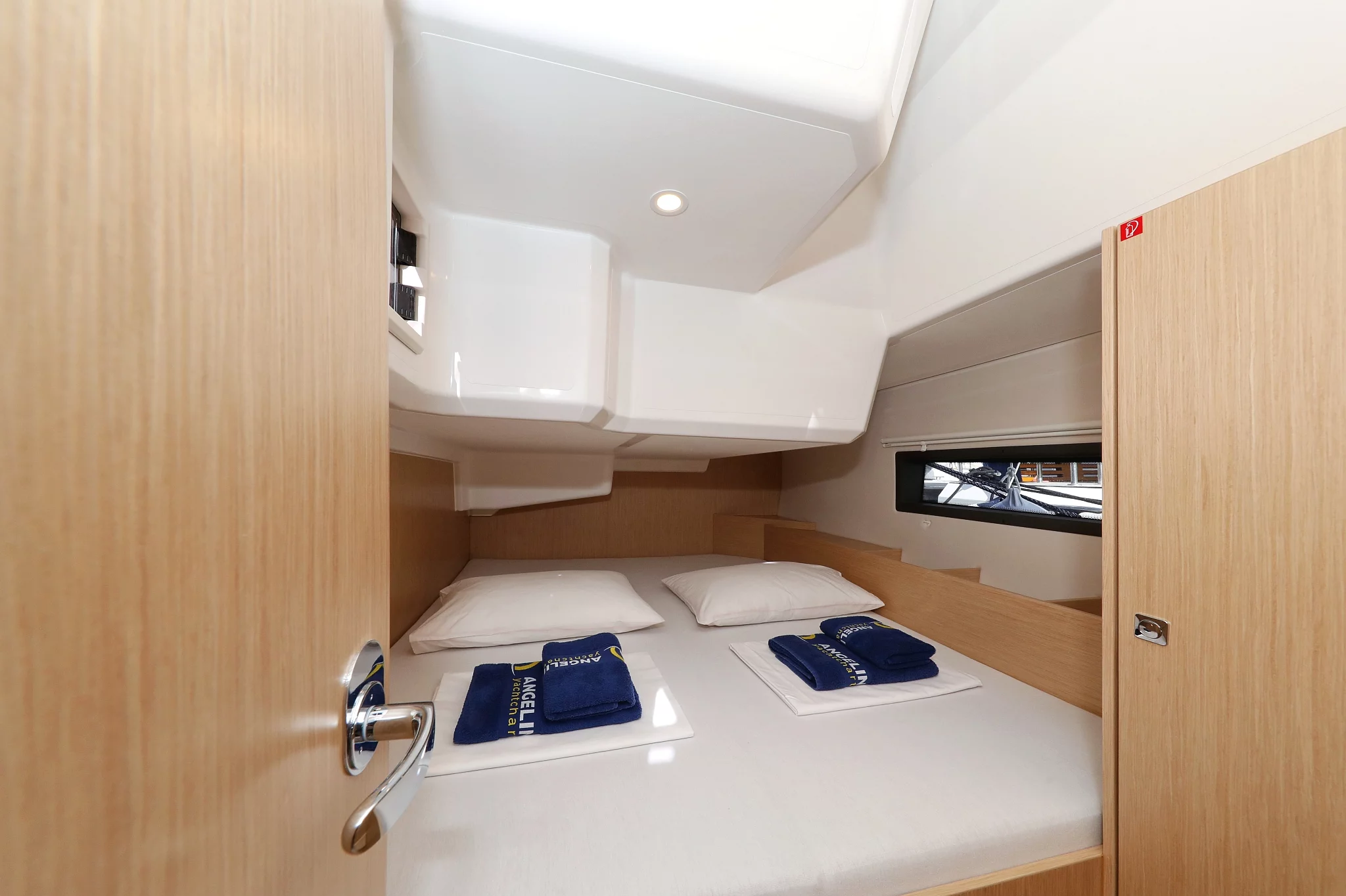 Bavaria C42 (Levente)  - 26