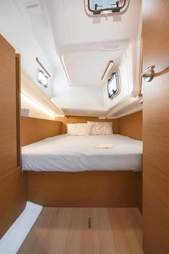 Sun Odyssey 380 (Bella Mia)  - 10