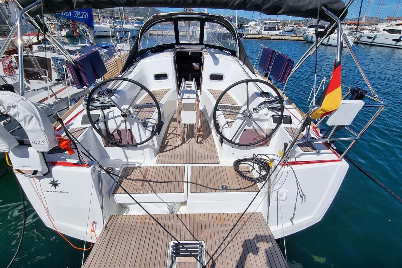 Photo #1 - Sun Odyssey 349 - 2 cab. (Capraia) en Marina dell'Isola - 39642