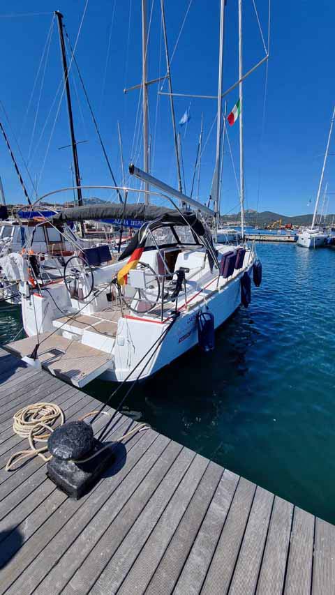 Photo #3 - Sun Odyssey 349 - 2 cab. (Capraia) en Marina dell'Isola - 39642