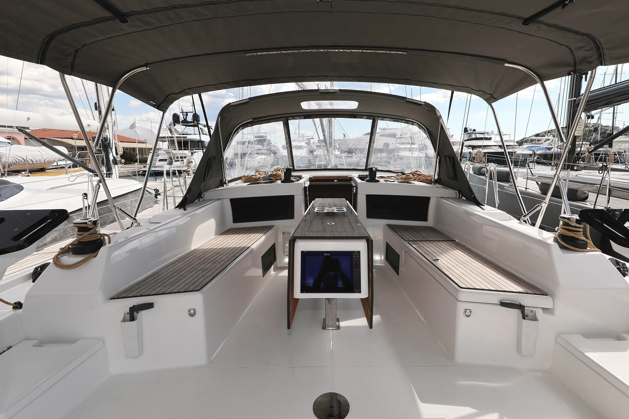 Dufour 470 - 4 cab. (Fantasea)  - 4