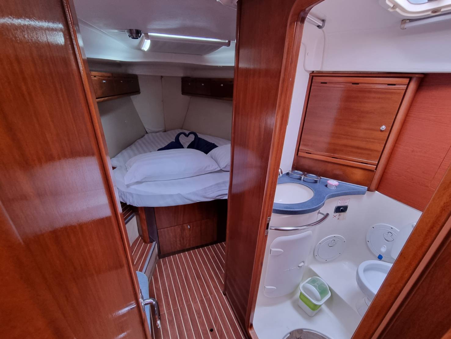 Photo #12 - Bavaria 40 Cruiser (Inspiration) in Phuket - 39651