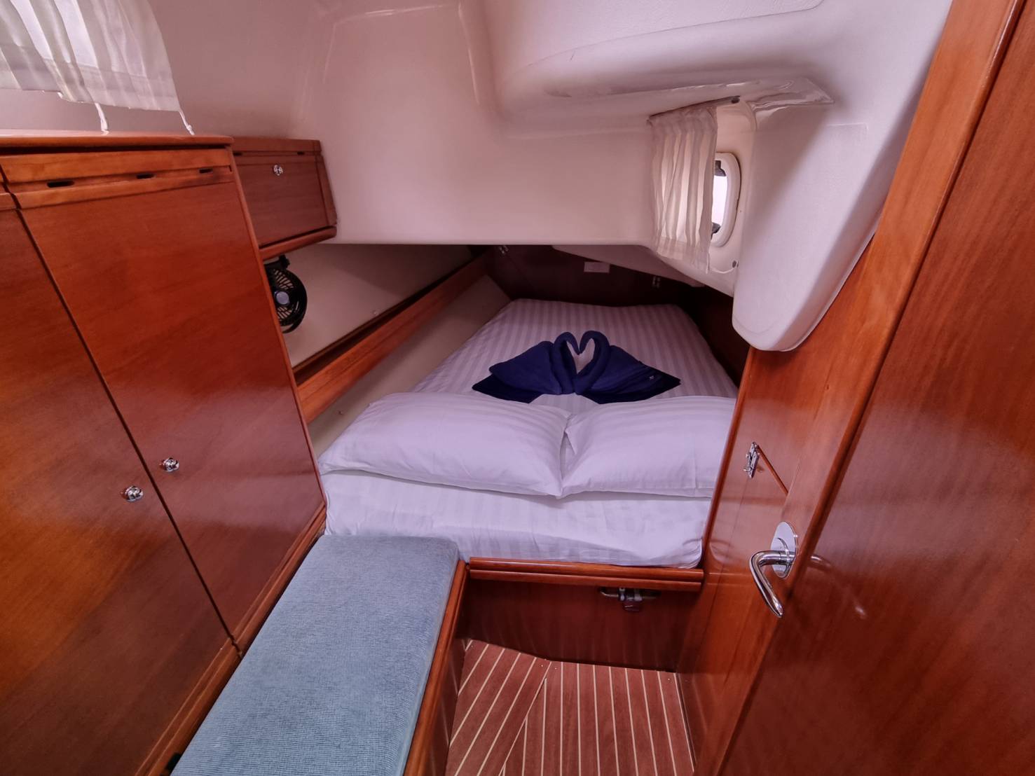 Photo #14 - Bavaria 40 Cruiser (Inspiration) in Phuket - 39651
