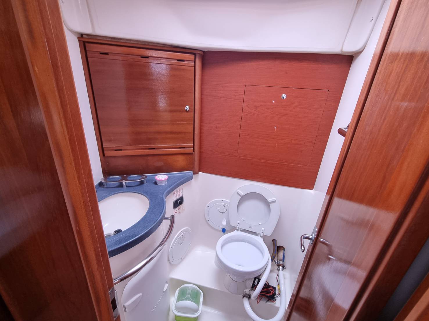 Photo #15 - Bavaria 40 Cruiser (Inspiration) in Phuket - 39651