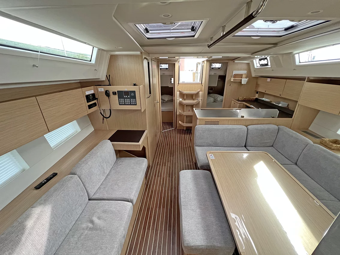 Bavaria C45 Style - 3 cab. (Sunny)  - 12