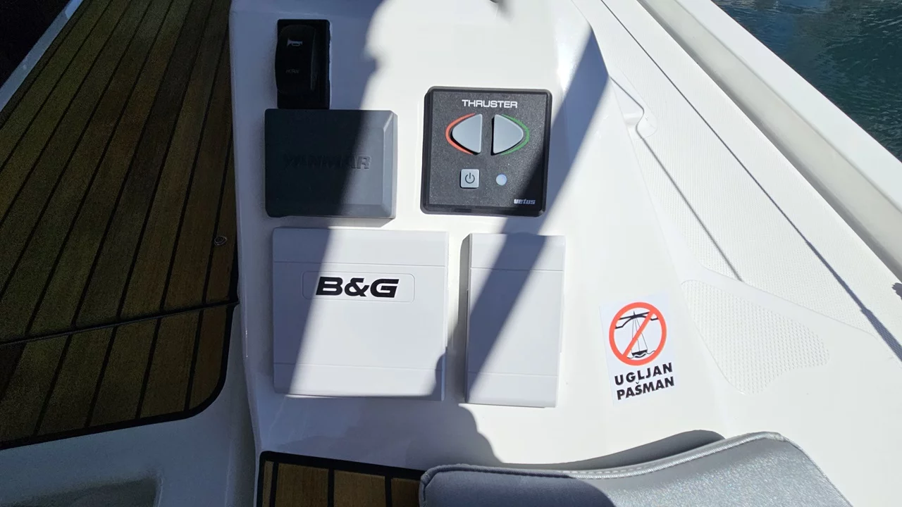 Bavaria C38 (Windchaser)  - 8