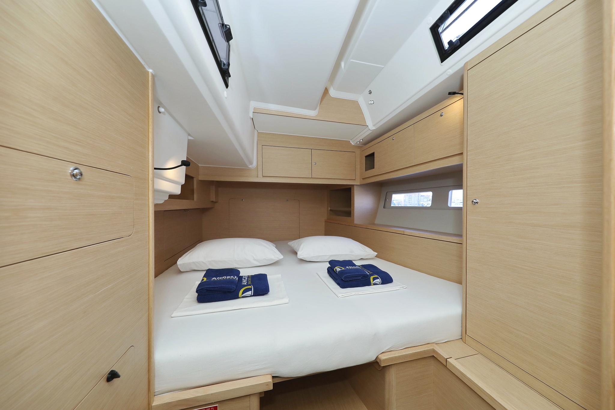 Photo #8 - Dufour 530 - 5 + 1 cab. (Blue Therapy) in Biograd - 39664