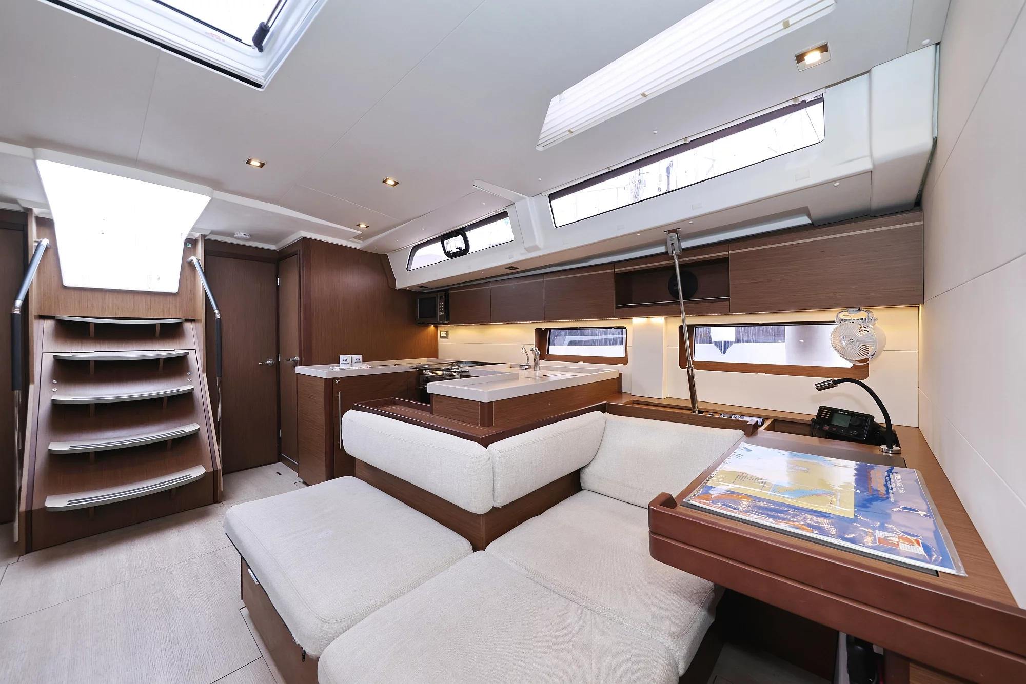 Oceanis 51.1 - 5 + 1 cab. (Seaduction)  - 44