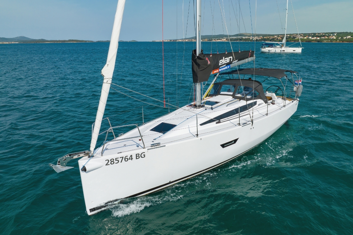 Photo #3 - Elan E4 (Twitter) in Biograd - 39679