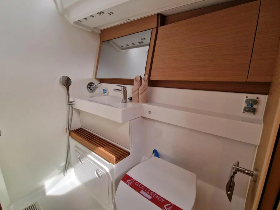 Sun Odyssey 440 (Koala II)  - 15