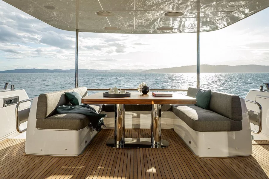 Azimut Magellano 66 (Amparito V)  - 8
