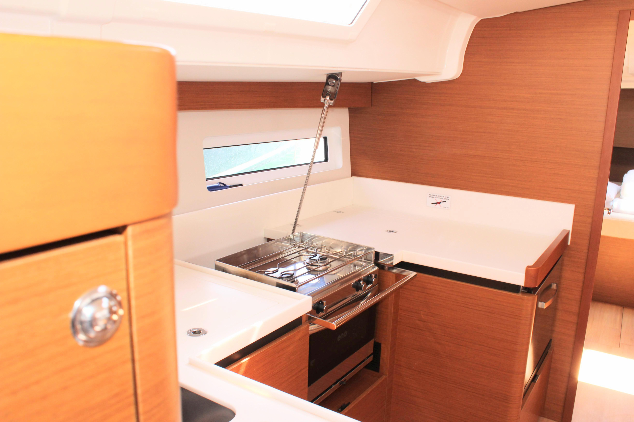 Sun Odyssey 490 - 4 + 1 cab. — photo 14