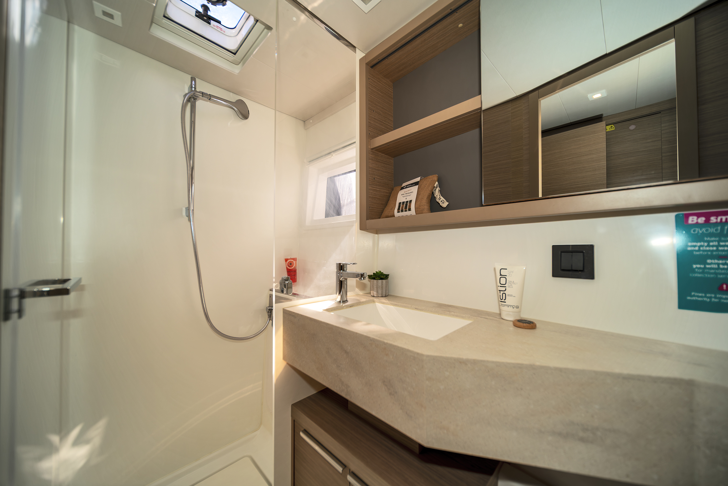 Lagoon 46 - 4 + 2 cab. — photo 4