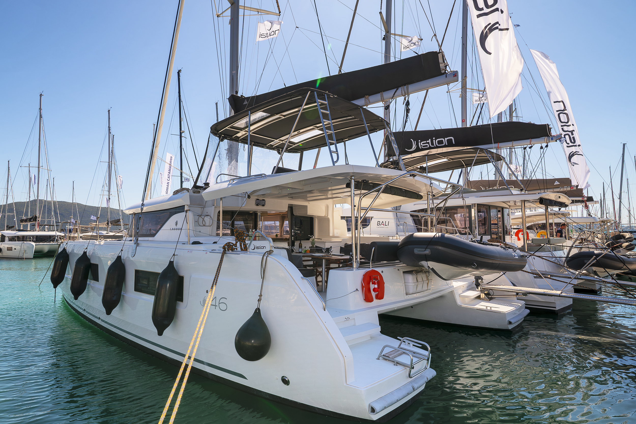 Lagoon 46 - 4 + 2 cab. — photo 12
